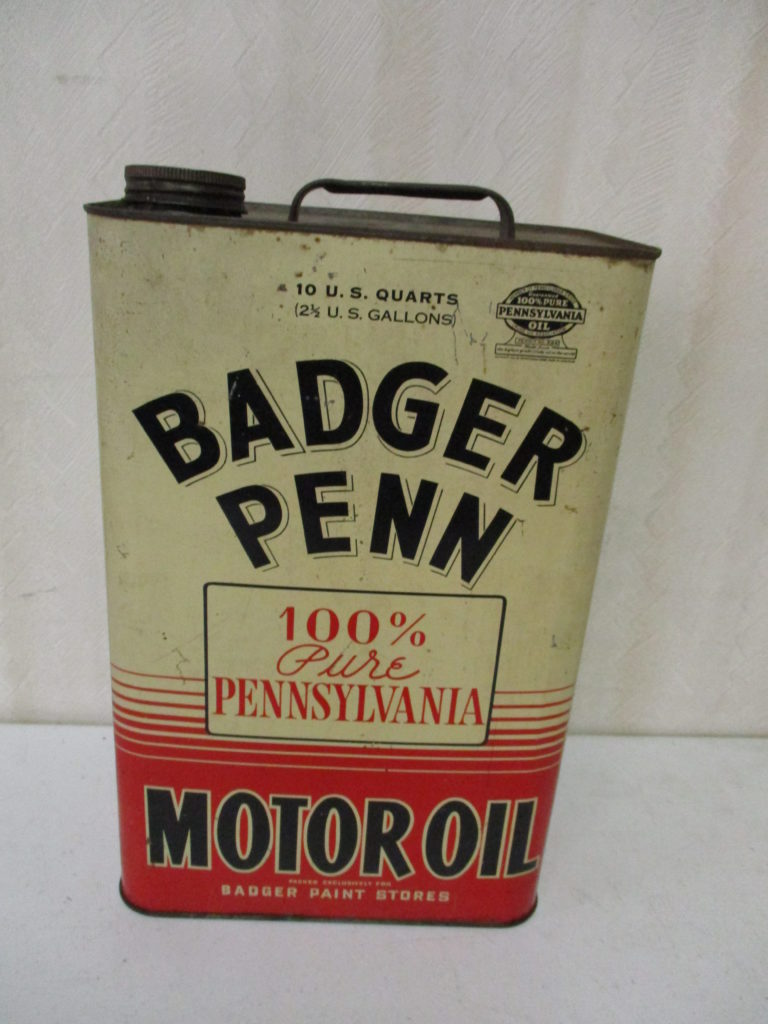 Lot 109: 2.5 Gal Badger Penn Motor Oil Can