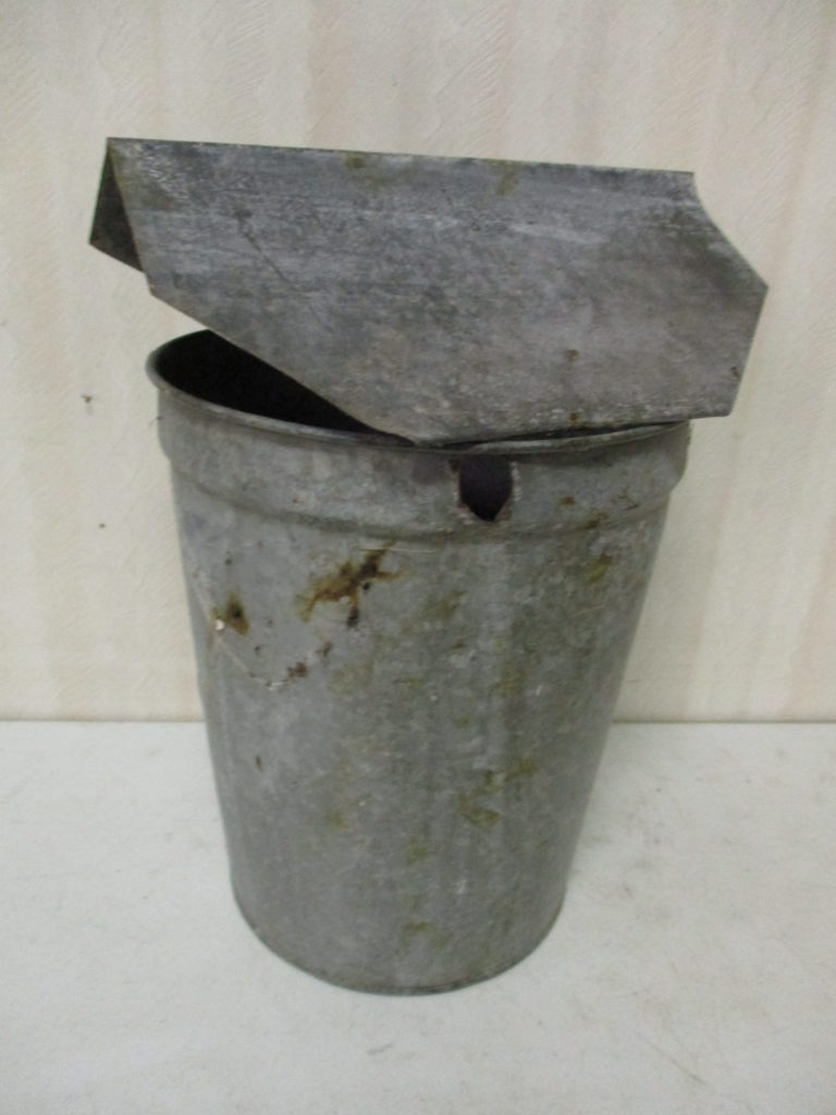 Lot 158: Sap Bucket