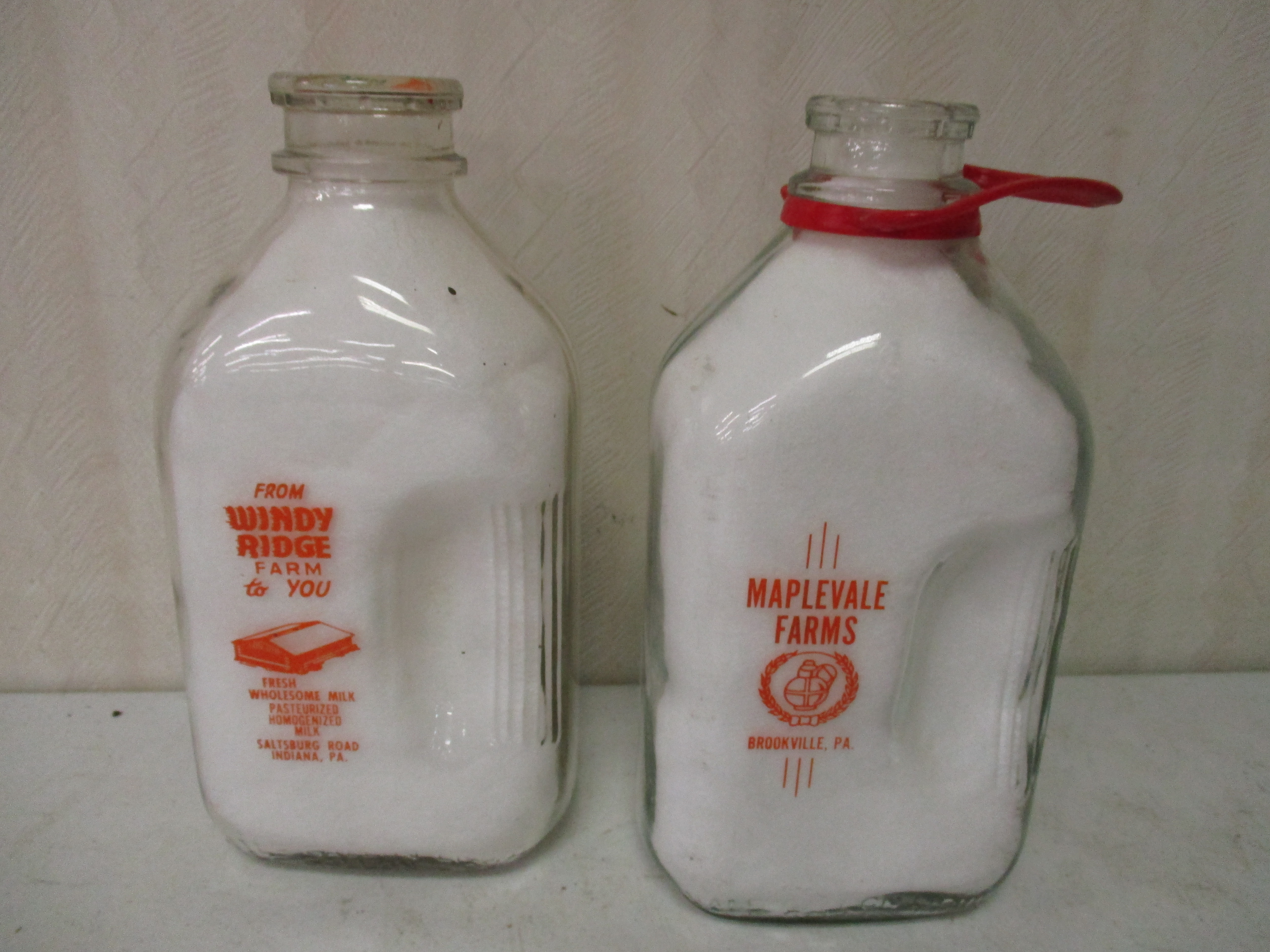 Lot 183: Windy Ridge And Maplevale Milk Bottles