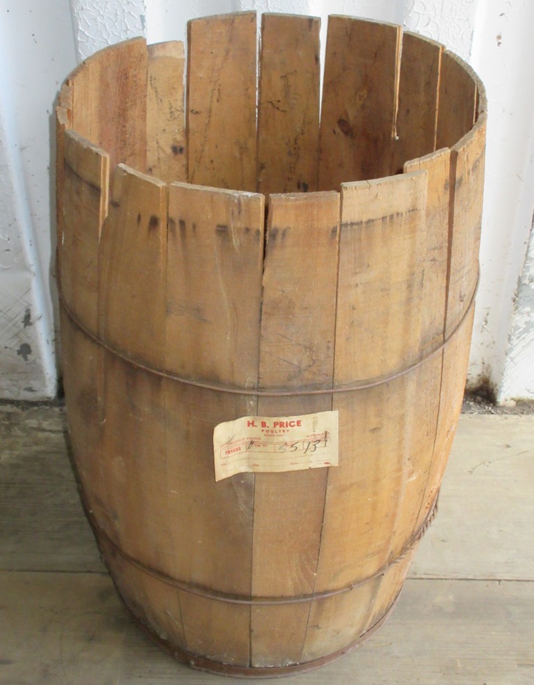 Early Wood Poultry Barrel